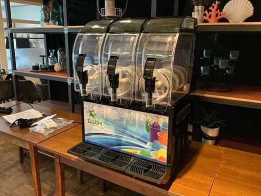 Lunamil 3 voudig Slush Apparaat