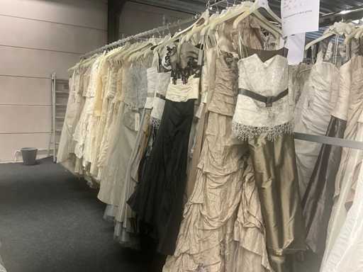 Linea Raffaelli Partij diverse bruidsjurken (49x)