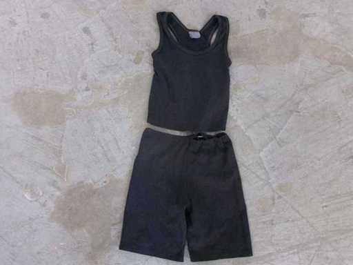 NL damski strój sportowy, używany (R13) (150x)