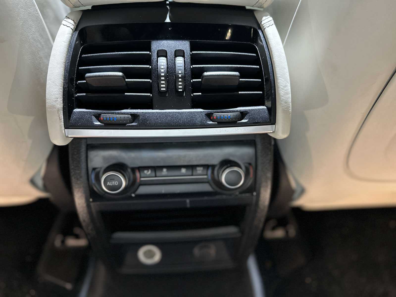 BMW X5M 4.4 V8 M-Sport F85 576pk 2015, JPV-47-K