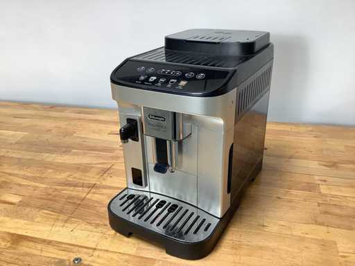 Delonghi - Magnifica Evo - Espresso machine