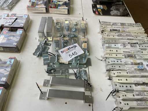 1 x batch of box closures; Handles