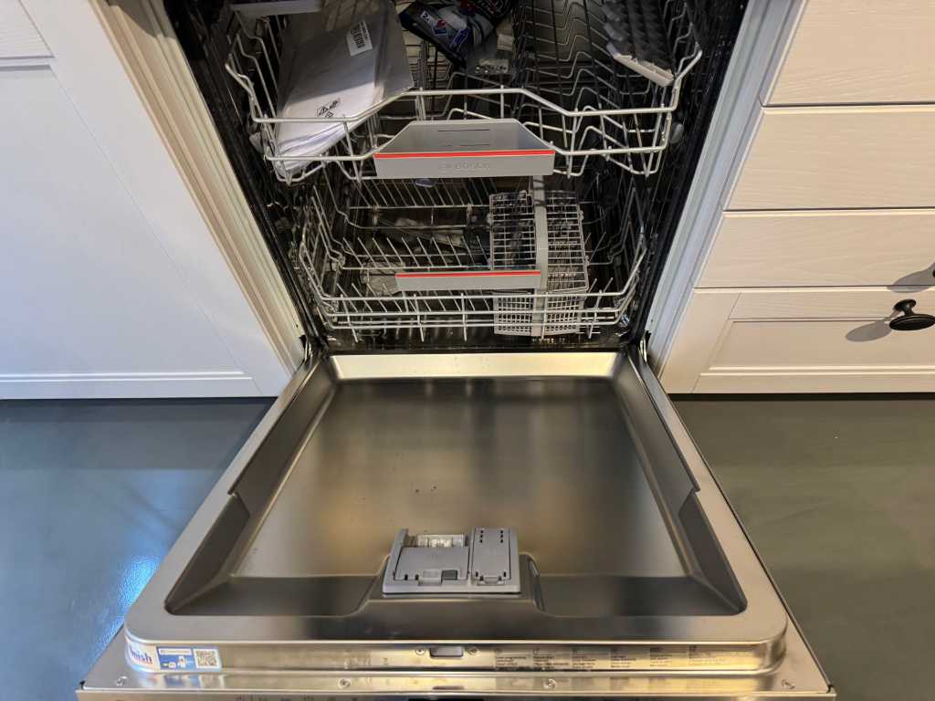 Bosch dishwasher deals sms67mw00g