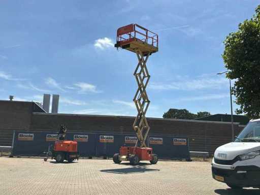 2015 JLG 260MRT : une plateforme de travail aérienne