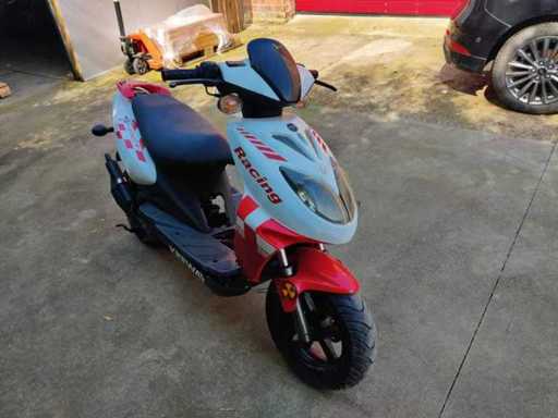 Keeway - Mobylettes légères et scooters motorisés légers