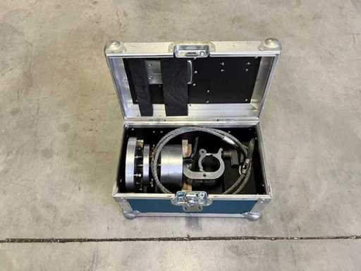 M6-Traversenhalterung für Beamer bis 60kg, z.B. Panasonic PT-DZ110