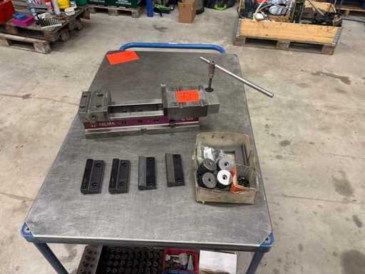 Menghină HILMA NC125 HILMA NC125