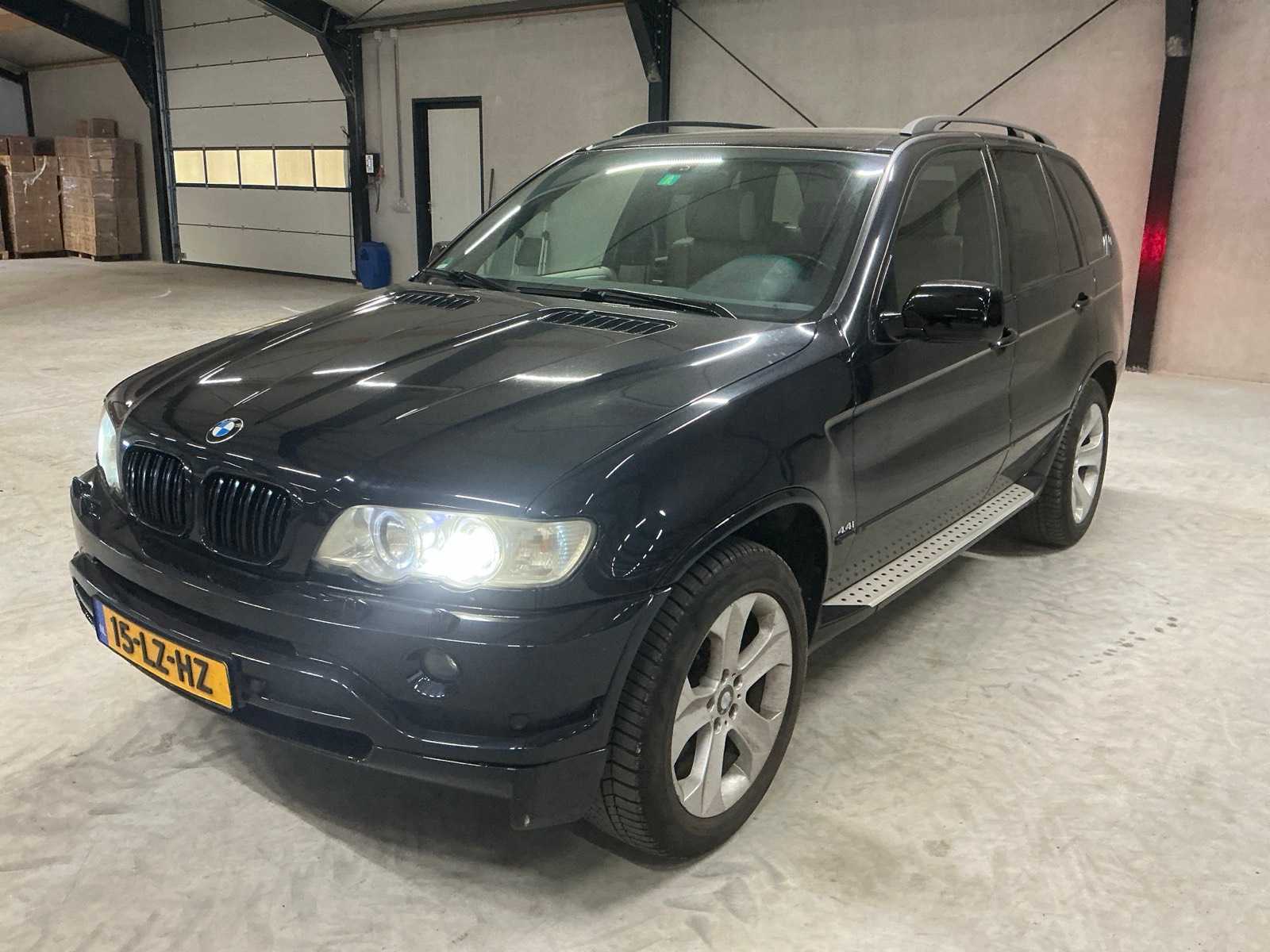 Bmw X5 Passenger car