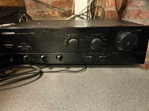 Pioneer A-335 Versterker