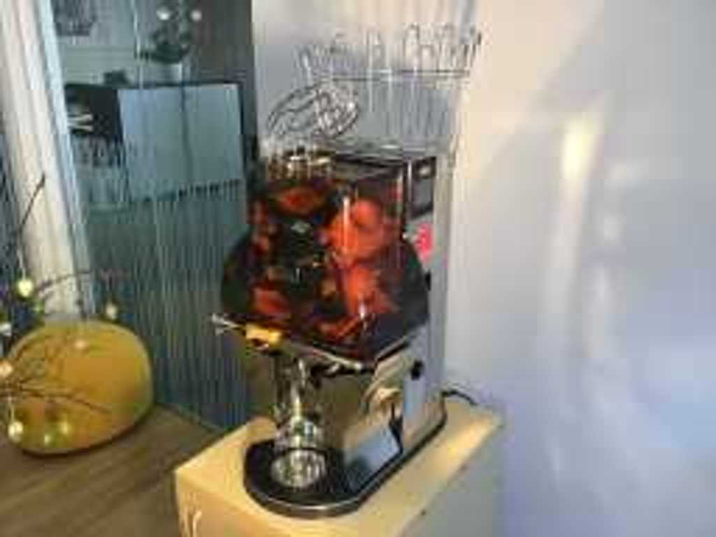 K&D | Juicers for the catering industry