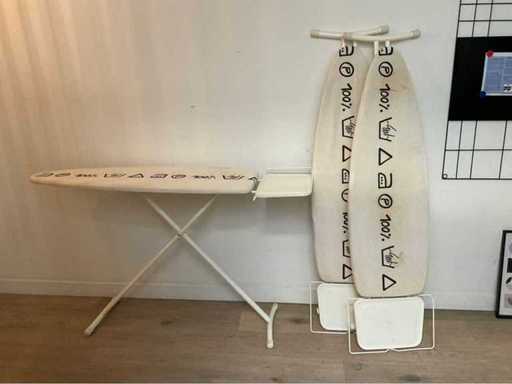 Deska do prasowania (3x), wieszak na ubrania, żelazko