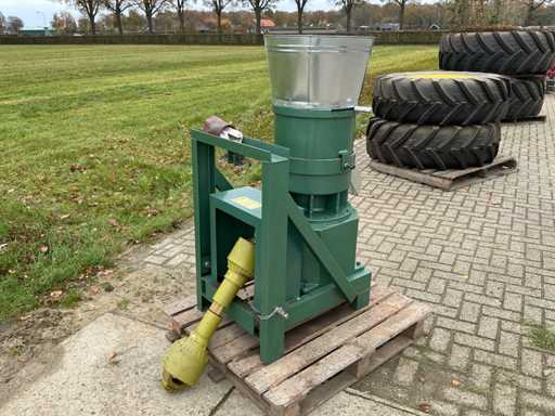 Pelletpers KL(KS/KJ)260P tractoraandrijving