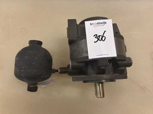 Rexroth A10VSO Hydraulic motor with pressure buffer