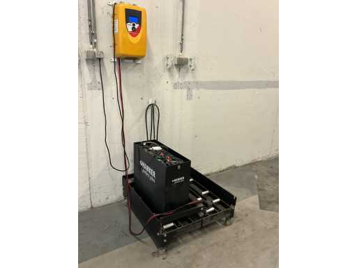 Chargeur de batterie HAWKER avec batterie et changeur