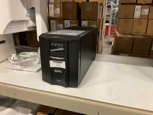 APC Smart UPS 1500