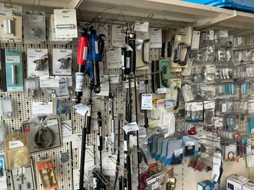 Charge von Stoßdämpfern, Gasfedern und Überlaufbremsabsorbern (30x)