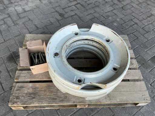 Poids des roues : 80 kg (4x)