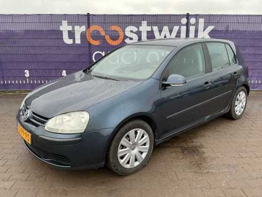 2004 - Volkswagen Golf Passenger Car
