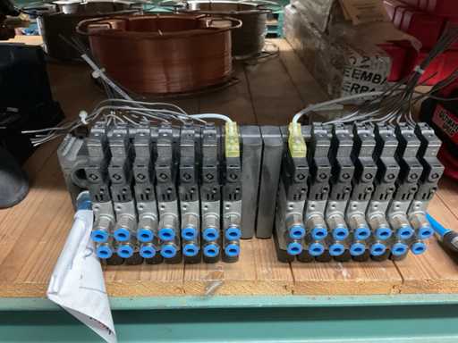 Festo ventielen blok (2x)