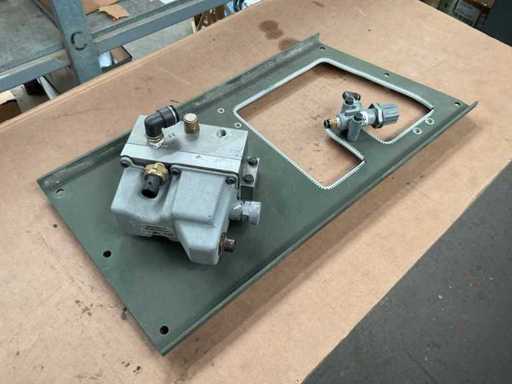 Vehicular Component Bracket
