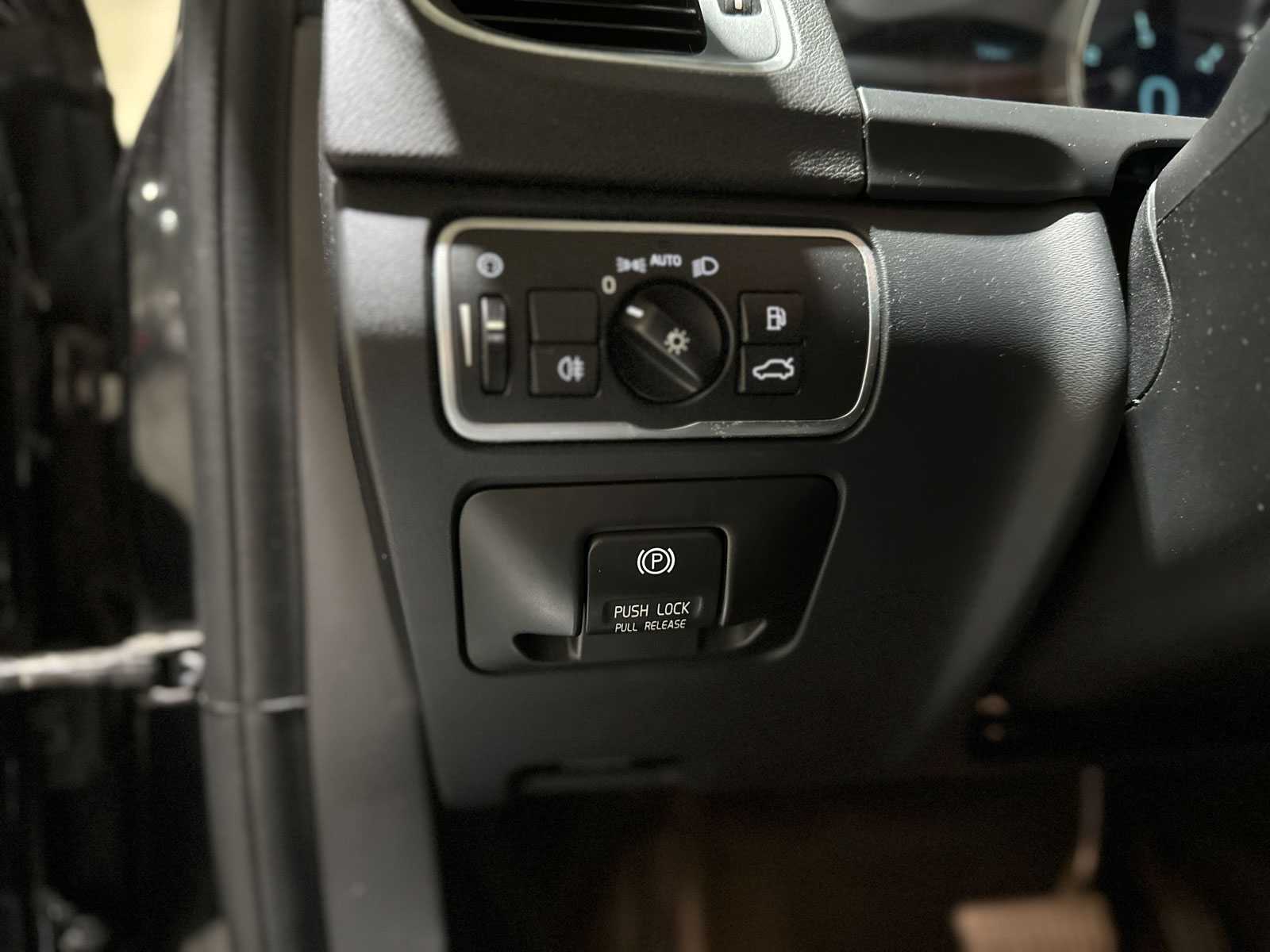 Volvo V60 2.4 D6 AWD Plug-In Hybrid Summum 285pk 2013 (Origineel-NL), 6-SFG-70