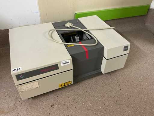 Nicolet Impact 410 Delen Spectrofotometer