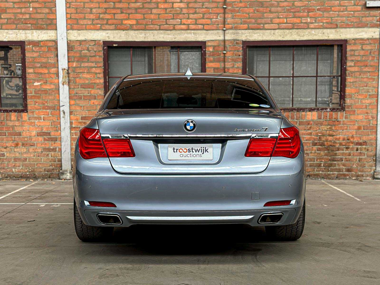 BMW ActiveHybrid7 F04 4.4 V8 465pk 2010 Youngtimer (70.000 km)