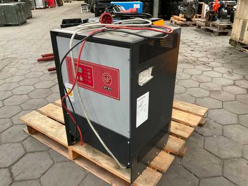 MD 48/60 T Acculader