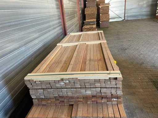 Lamelles d’Angelim Pedra rabotées 2150x45x20mm (80x)