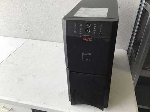 APC Smart UPS 2200 Sonstiges