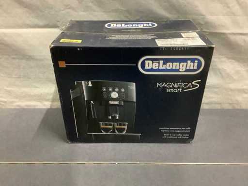 Delonghi Magnifica S Smart Koffiemachine