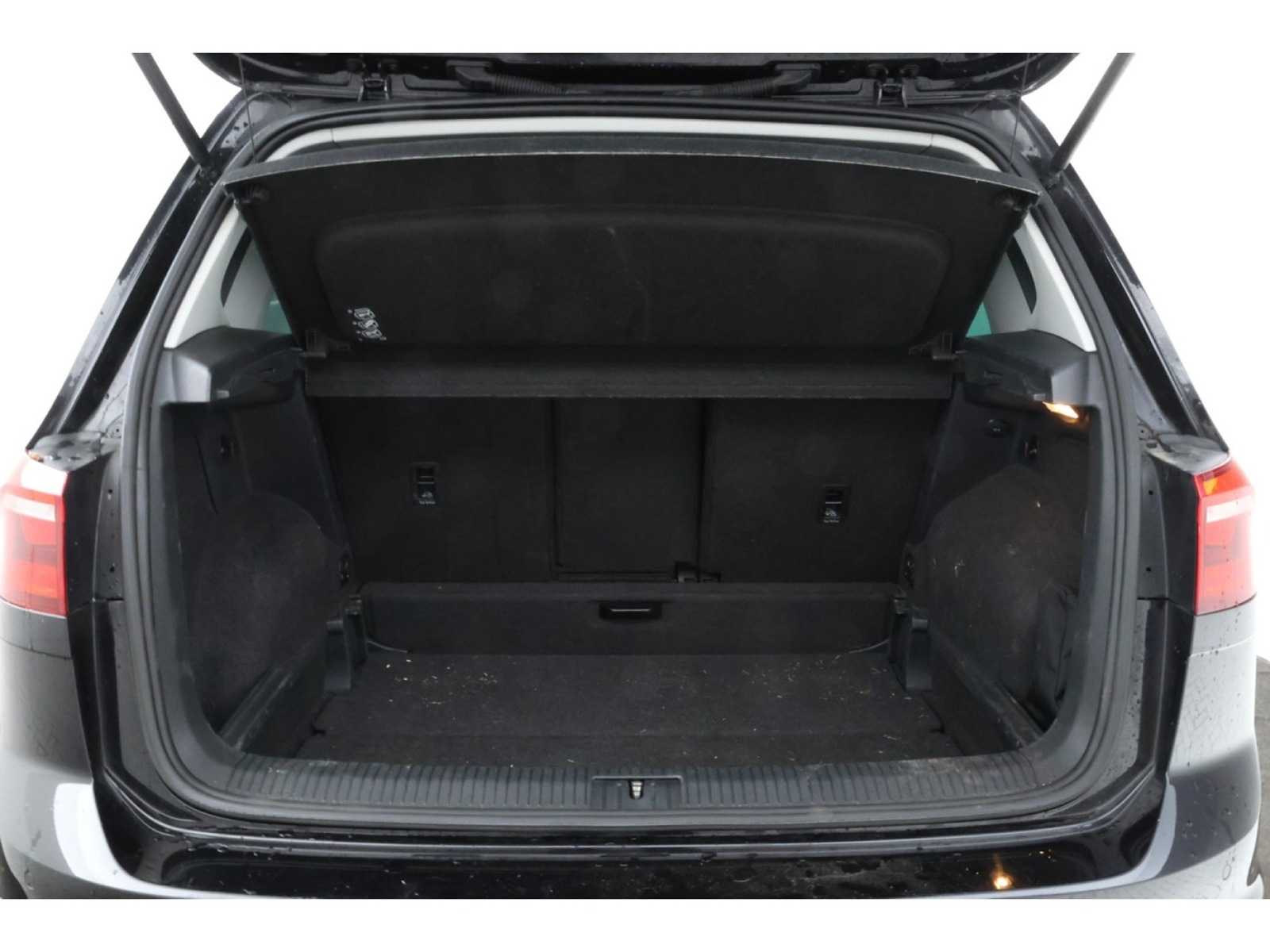 Volkswagen Golf Sportsvan Highline 1.4 TSI 126pk 2017, J-499-GP