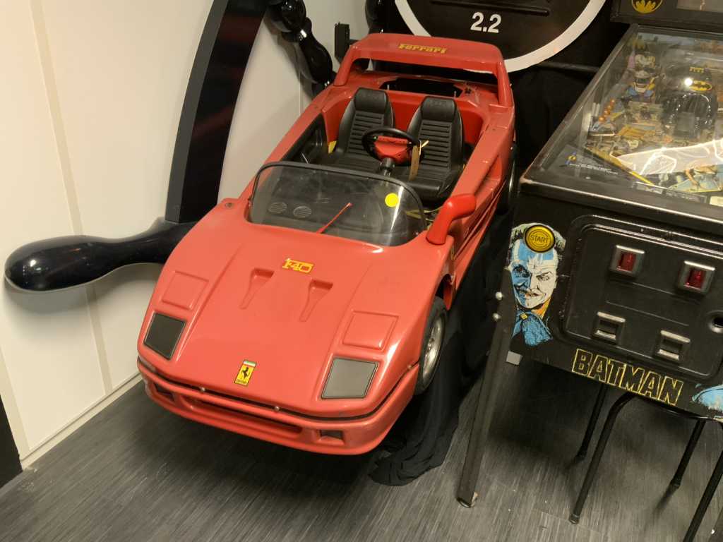 Samochód dla dzieci Ferrari F40 