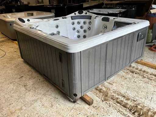 Hotsprings portable spas Jacuzzi