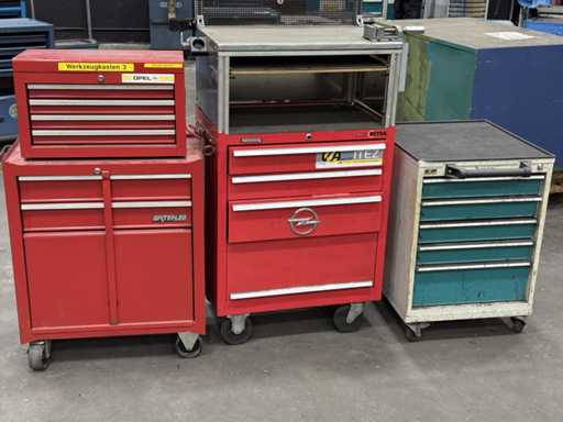   3 mobile workshop cabinets