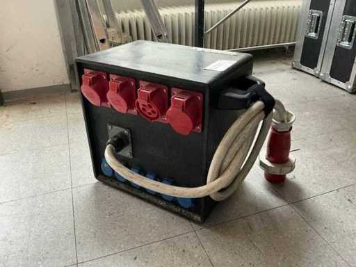 Cutia de distribuție 63A