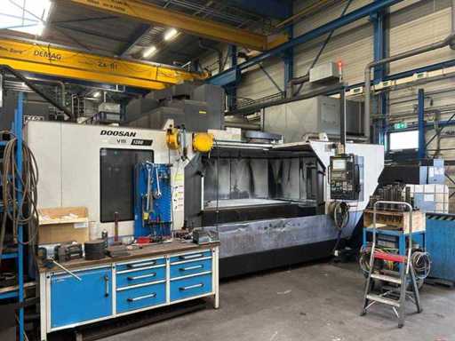 2015 Doosan VM 1260 CNC Universalmaschinenzentrum
