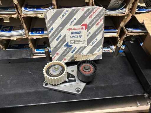 Lot de pièces détachées d'origine - Fixations et supports