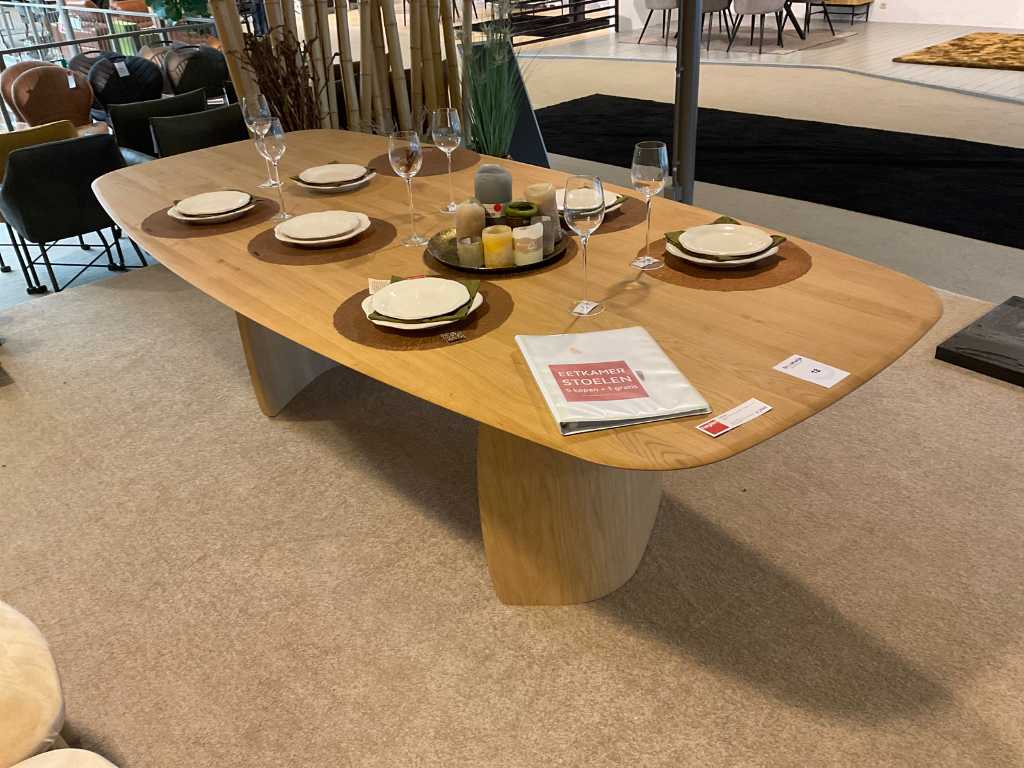Dolmen - Solid wood Dining table