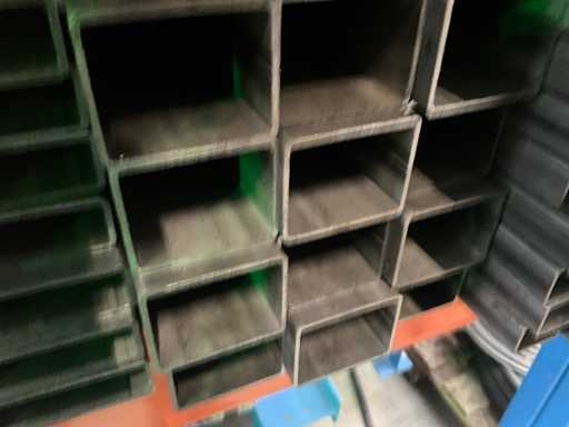 Bare tubes Steel S235JRH KGW pickled (52x)