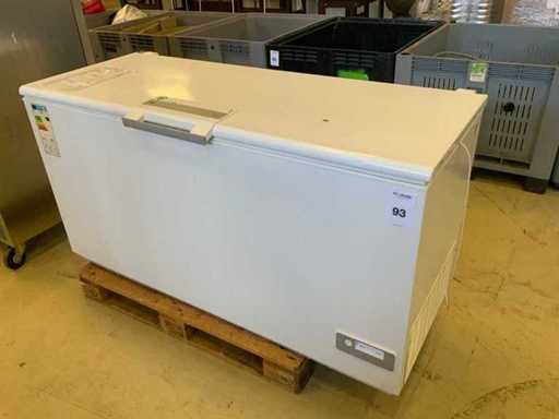 AEG Arctis AHB93331LW Chest Freezer
