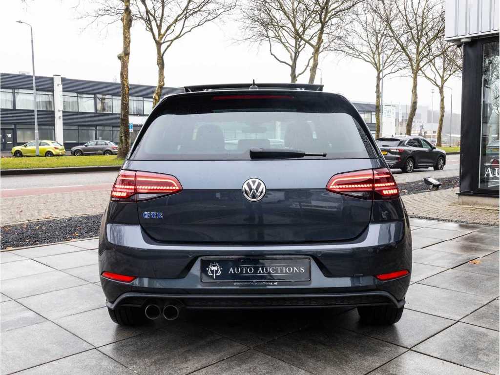 Volkswagen Golf GTE 1.4 TSI PHEV 204HP Automatic 2018 Panodak
