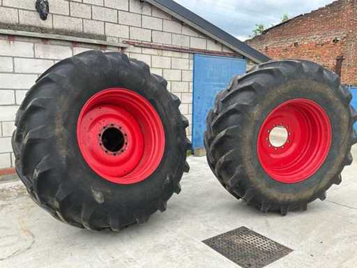 Michelin MACHXBIB 710/70 R38 agricultural tire on rim – 85% tread (2x)