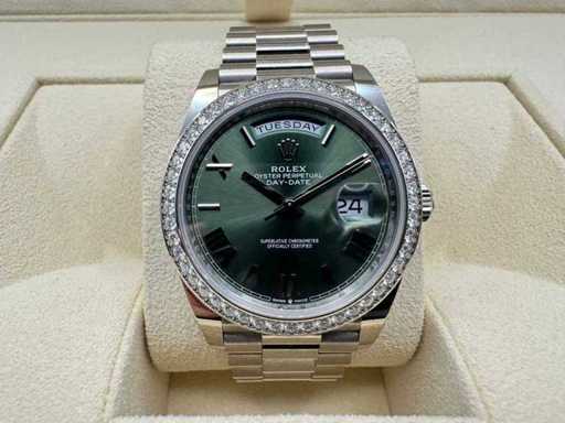 Rolex Day-Date 228349RBR | Olive | White Gold | 2023