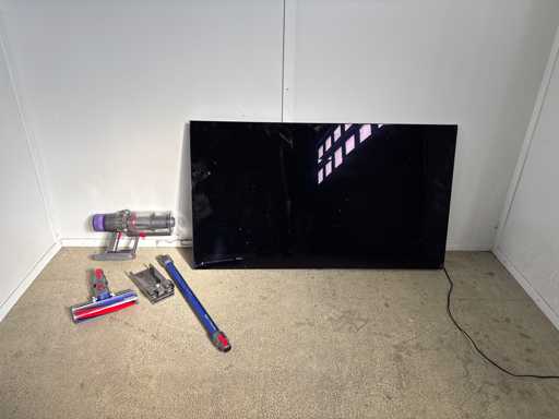 Dyson V11 Total Clean Steelstofzuiger | LG OLED55C17LB TV