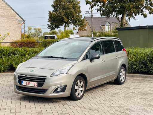 2014 Peugeot 5008