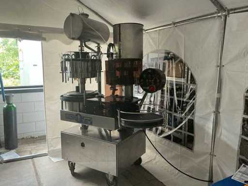 Linia butelkowania Clemens Fiamat 1800 S z 1990 roku