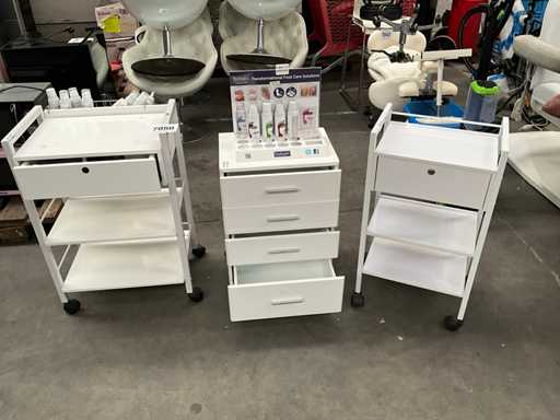 Beauty trolley/work table (3x)