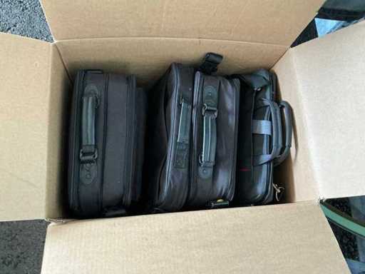 Laptop bags empty (4x)