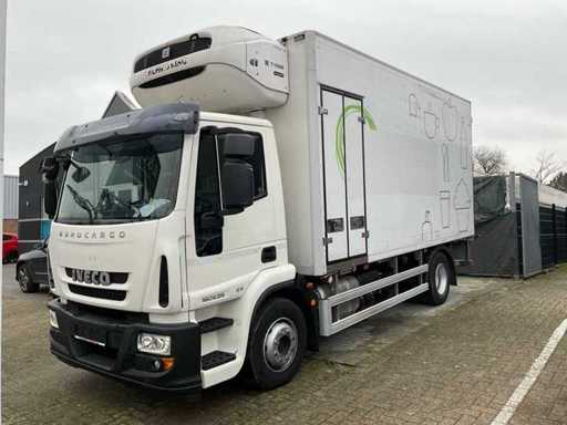2015 IVECO IG160E2CA Lkw